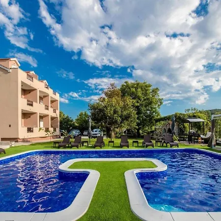 Subic - One Bedroom With Balcony A1 Apartment *
