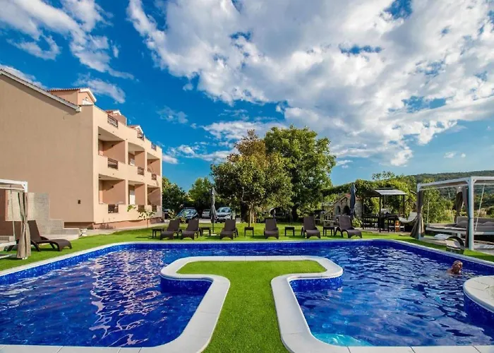 Subic - One Bedroom With Balcony A1 Daire *